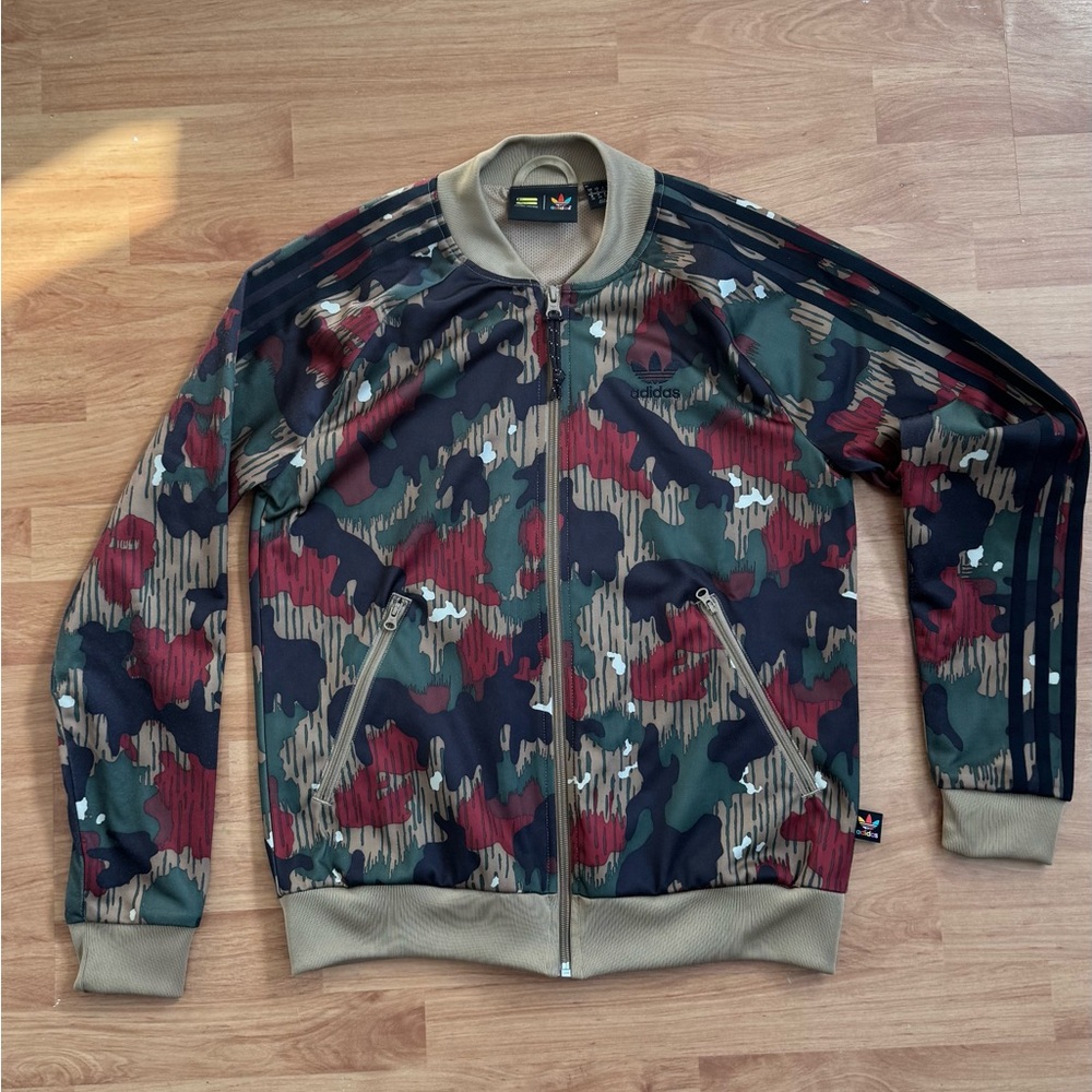 Adidas Original x Pharell Williams camo track - HU hiking collection size S